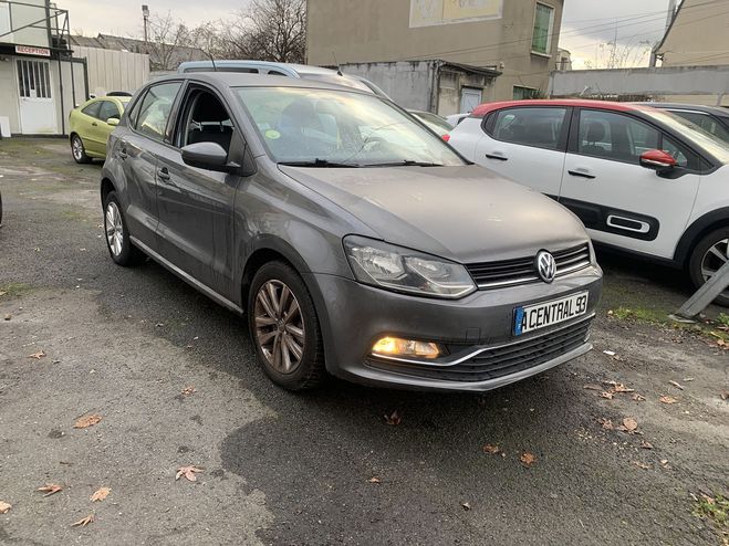 Volkswagen Polo 1.4 TDI 75CH BLUEMOTION TECHNOLOGY LOUNG GRIS F de 2015