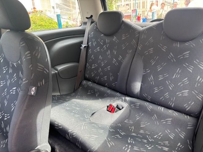 Mini Mini ONE D 75CH VERT F de 2005