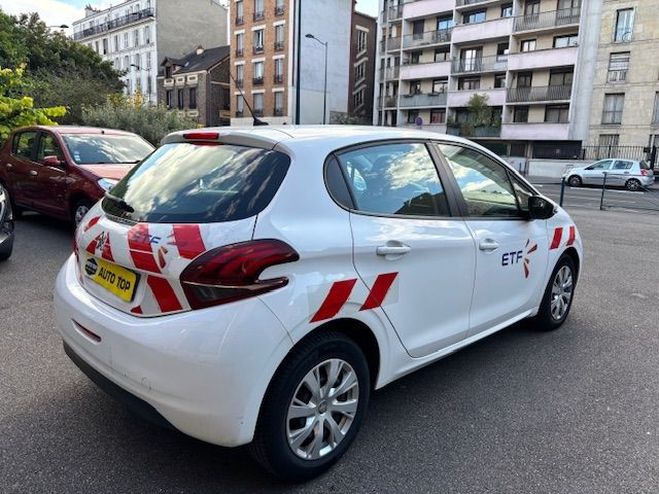 Peugeot 208 1.5 BLUEHDI 100CH S&S ACTIVE 5P EURO6C BLANC de 2019