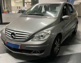  Voir d&eacute;tails -Mercedes Classe B 170 DESIGN CONTACT CVT &agrave; Cannes (06)