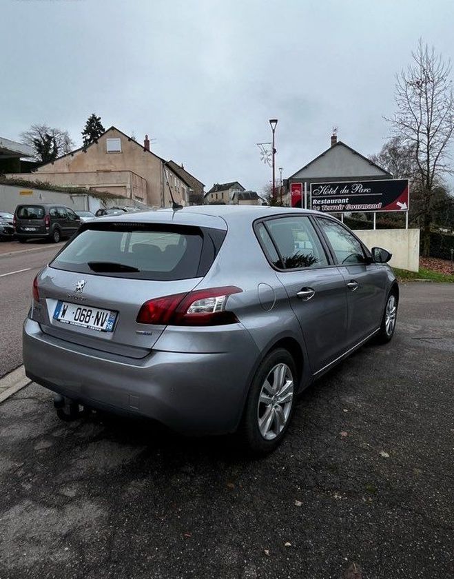 Peugeot 308 1.6 Bluehdi 115 cv active EAT6 Gris de 2016