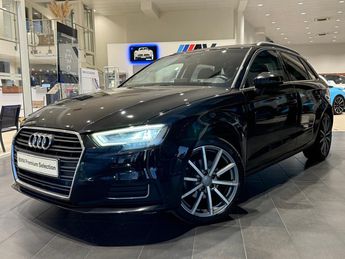  Voir d&eacute;tails -Audi A3 S-Line 2.0 tdi 150ch S-Tronic ToitOuvr/D &agrave; Meyzieu (69)