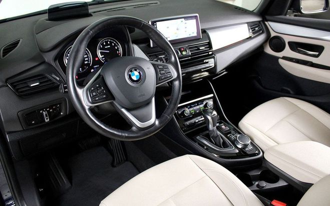 BMW Serie 2 Active Tourer (F45) (2) 225XEA BUSINESS  Bleu de 2018