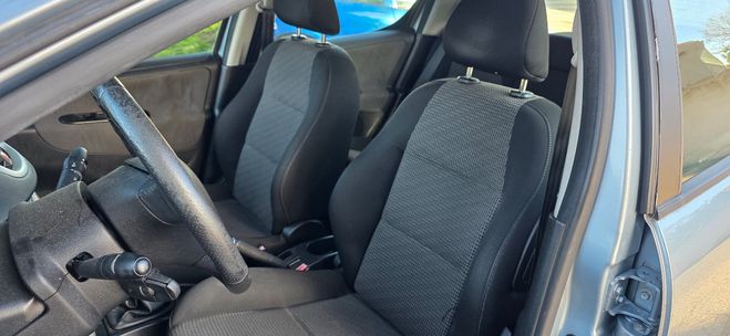 Peugeot 207 150.000KMS 1.4 HDI 70CH PREMIUM 2011 CLI BLEU de 2011