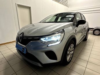  Voir d&eacute;tails -Renault Captur II (HJB) 1.5 Blue dCi 115ch Business EDC &agrave; Tonnay-Charente (17)