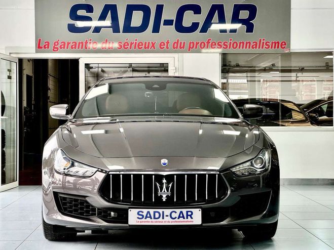 Maserati Ghibli 3.0 V6 275cv Turbo FULL OPTIONS Gris M�tallis� de 