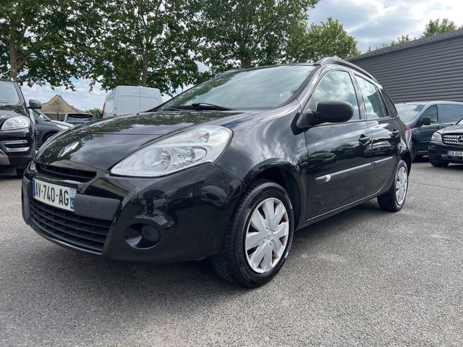 Renault Clio III ESTATE 1.5 DCI 70CH EXPRESSION Noir de 2010