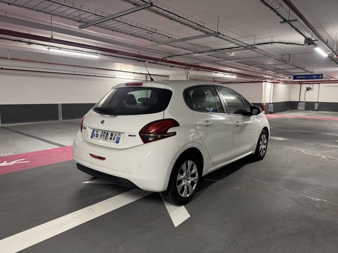 Peugeot 208 1.0 VTI Access 5p Blanc M�tallis� de 2015