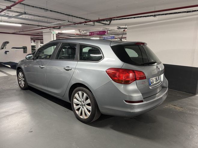 Opel Astra 1.4 TURBO 140 SPORT BA Gris M�tallis� de 2012