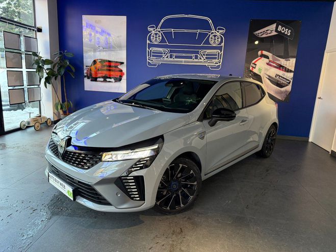 Renault Clio V E-Tech full hybrid 145 ch Esprit Alpin GRIS CLAIR de 2024