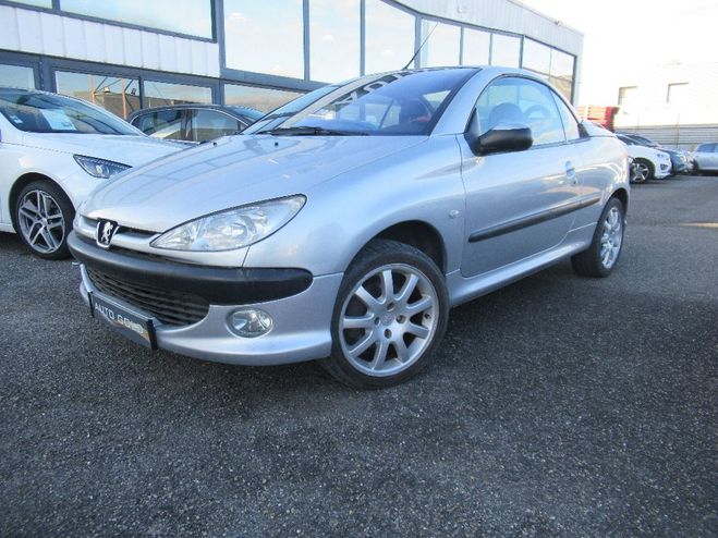 Peugeot 206 CC 2.0i 16V 136 CV Gris Clair de 2001