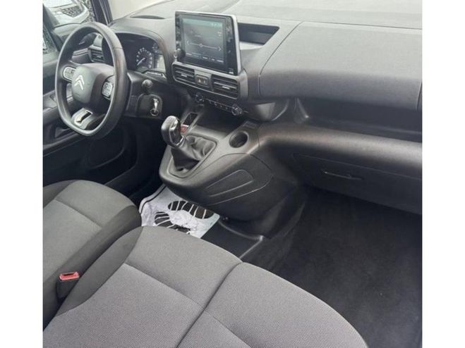 Citroen Berlingo MAXI XL 189HT/mois GARANTIE 6 ANS HDI 3P Blanc de 2021