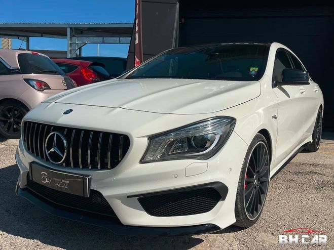 Mercedes Classe CLA Classe 45 AMG 381 4MATIC PACK PERFORMANC Blanc de 2016
