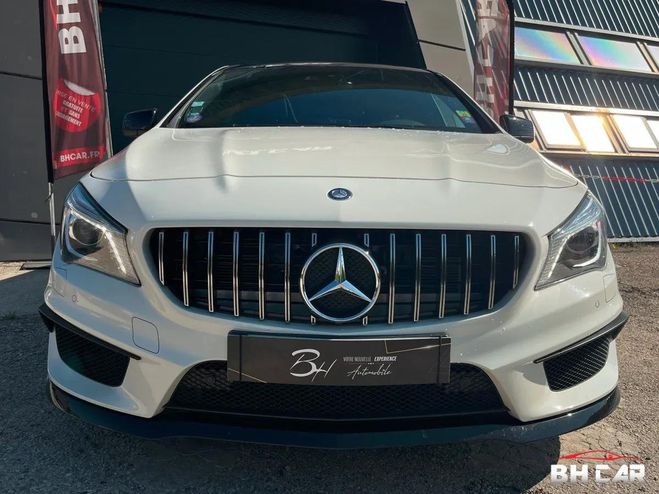 Mercedes Classe CLA Classe 45 AMG 381 4MATIC PACK PERFORMANC Blanc de 2016