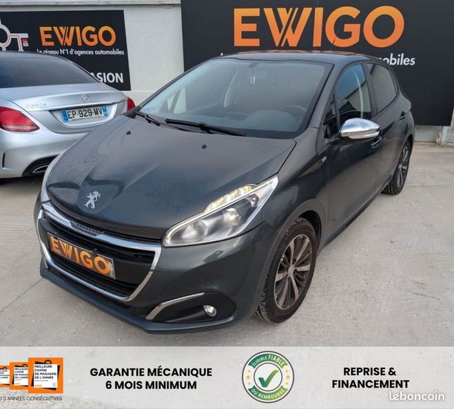 Peugeot 208 generation-i 1.2 puretech 82 style  mote Noir de 2016