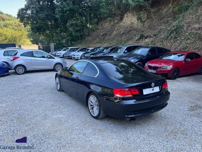 BMW Serie 3 (E92) 330xi 3.0 i 272cv BVA8 Luxe Noir de 2009