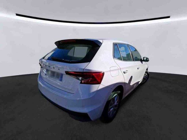 Skoda Fabia 1.0 TSI 95CH AMBITION *TVA RECUPERABLE* Blanc de 2023