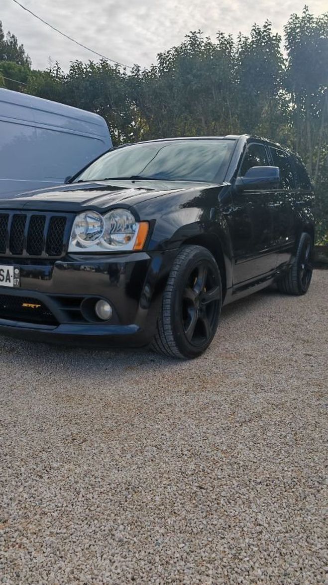 Jeep Grand Cherokee 6.1L SRT8 425cv 4X4 OU SUV 5P BVA NOIR de 2006