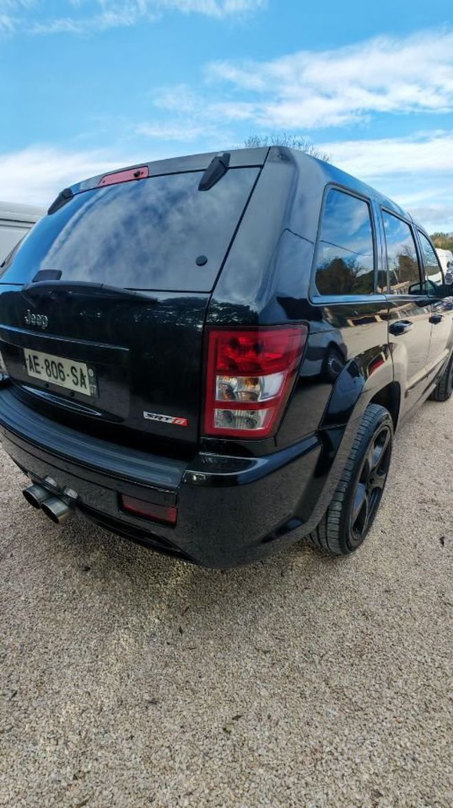 Jeep Grand Cherokee 6.1L SRT8 425cv 4X4 OU SUV 5P BVA NOIR de 2006