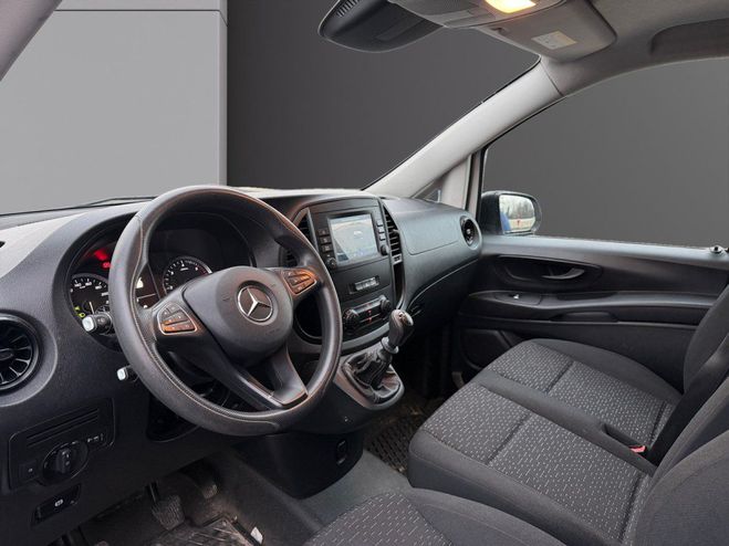 Mercedes Vito FOURGON 110 CDI LONG RWD PRO SUIVI - CAM Blanc de 2022