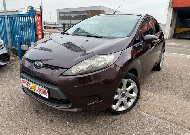 Ford Fiesta 1.25i 82ch Ambiente 5p Bordeaux de 2009