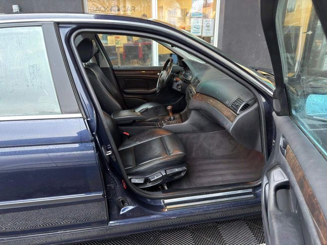 BMW Serie 3 E46 323i Pack Luxe BLEU FONCE de 1998