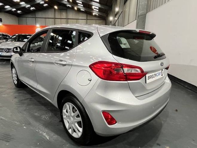 Ford Fiesta 1.1 85ch Business 5p Euro6.2 GRIS C de 2019