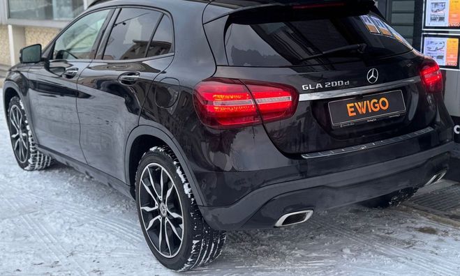 Mercedes Classe GLA Classe 200d cdi 136ch inspiration entret Noir de 2018