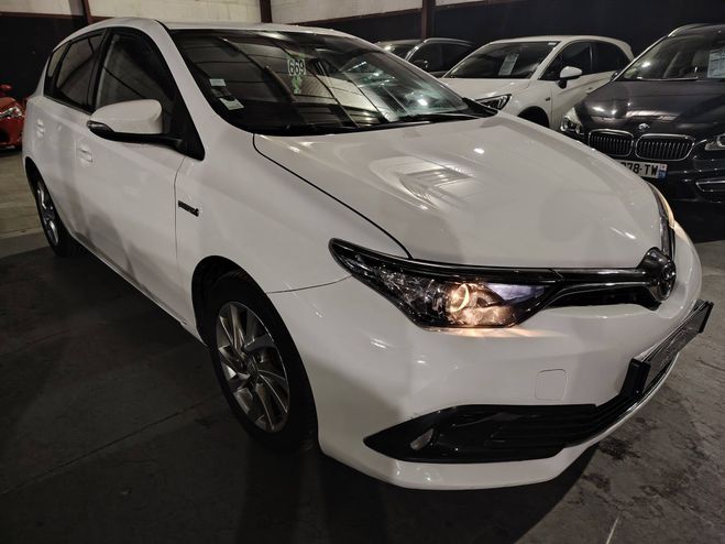 Toyota Auris II HSD 136h Dynamic BLANC de 2016