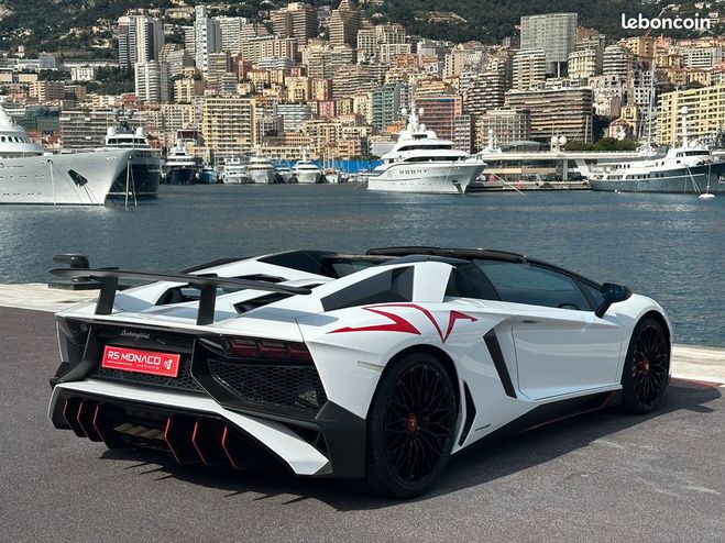 Lamborghini Aventador roadster 6.5 v12 lp 750-4 sv Blanc de 2016