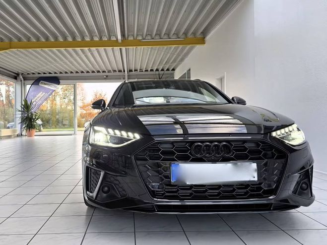 Audi A4 Avant 40 TFSI S Line Optics Noir B&O Pan Mythos Noir M�tallis� de 2024