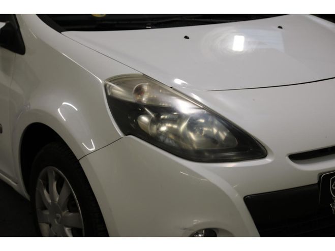 Renault Clio Estate 1.5 dCi 85 BREAK Dynamique PHASE  BLANC de 2009