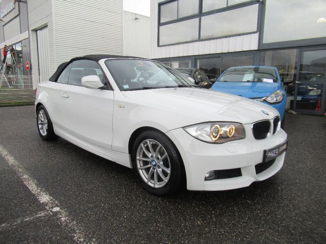 BMW Serie 1 CABRIOLET E88 120d 177 ch PACK M A Blanc de 2010