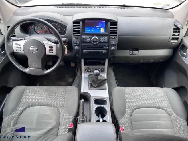 Nissan Navara 2.5 DCi 190cv Double Cab LE 4X4 1�re Mai Gris de 2013