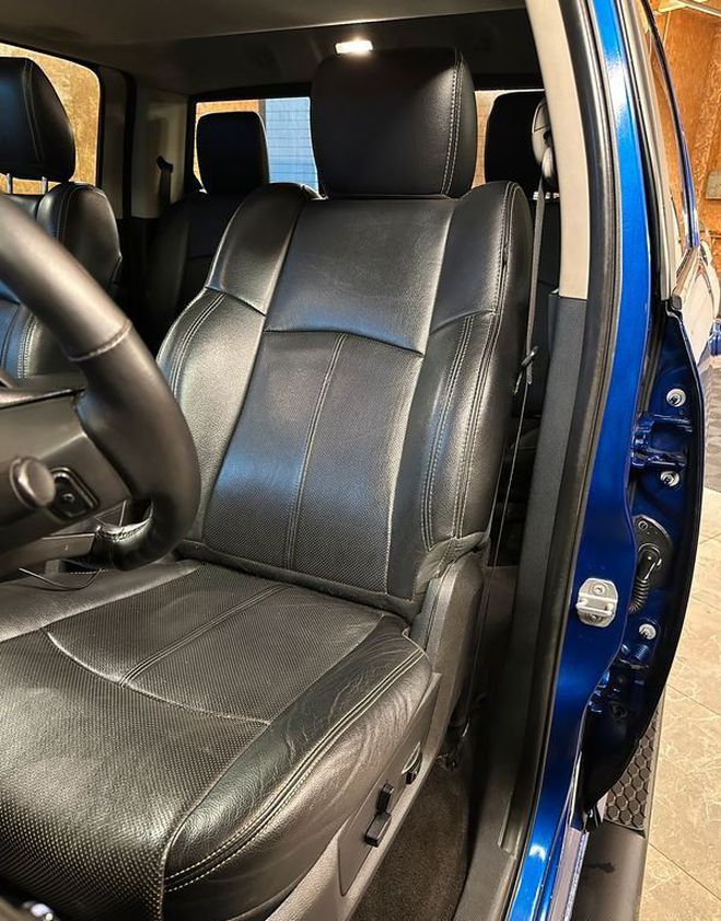 Dodge Ram 1500 5.7 V8 395 Flexfuel HEMI CREW CAB S Bleu de 2017