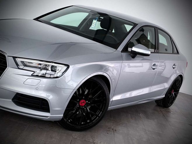 Audi A3 1.0TFSI SPORT-GPS-AIRCO-JANTES19-PDC Argent M�tallis� de 
