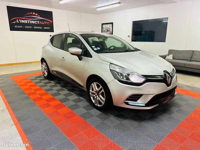 Renault Clio 0.9 TCE 75 GENERATION Gris Platine de 2019