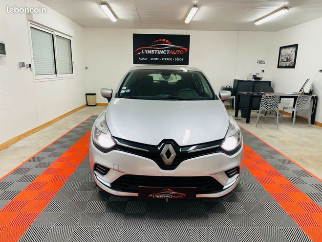 Renault Clio 0.9 TCE 75 GENERATION Gris Platine de 2019