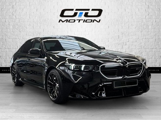 BMW M5 PHEV 727 ch BVA8 G90 Noir Sapphire de 2024
