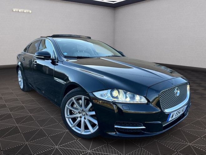 Jaguar XJ 3.0D V6 275 Luxe Premium BVA6 CUIR TOIT  Noir de 2010