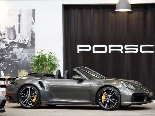 Porsche 911 992.1 Turbo S 3.8 PDK Cabriolet - 2021 Aventurine Grenn M�tallic - U4 de 2021