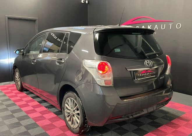 Toyota Verso LCA 2017 112 D-4D Dynamic 7 PLACES ORIGI Gris de 2017