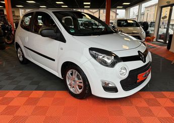  Voir d&eacute;tails -Renault Twingo II Phase 1.2I 16V ECO2 75 cv Garantie 12 &agrave; Piennes (54)