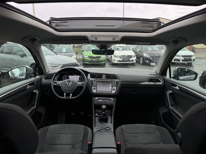 Volkswagen Tiguan 2.0 TDi 150 CARAT GPS TOIT PANO LED CROC GRIS F de 2016