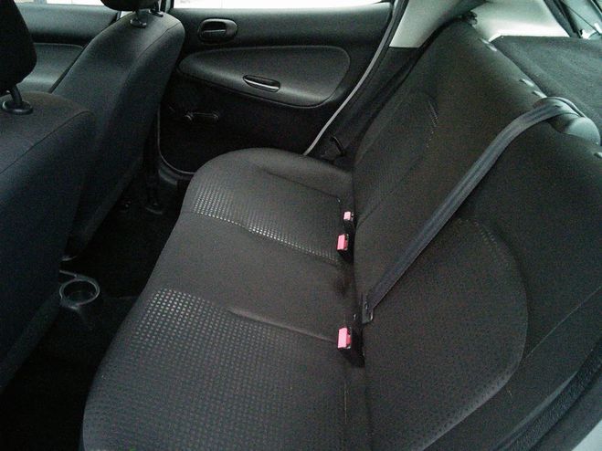 Peugeot 206 1.4 75 Urban  5PORTES - TRES FAIBLE KM - Gris de 2009