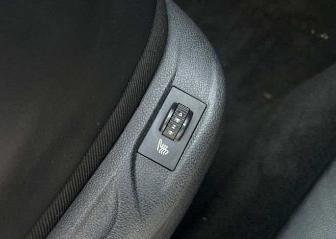 Peugeot 308 CC 2.0 HDI140 FAP FELINE Gris de 2010