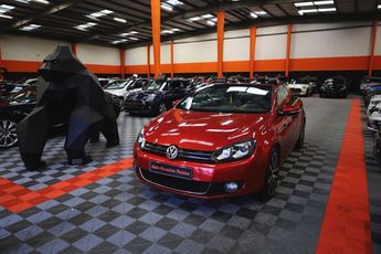  Voir d&eacute;tails -Volkswagen Golf VI CABRIOLET 1.6 TDI 105CH FAP CARAT &agrave; Beauchamp (95)