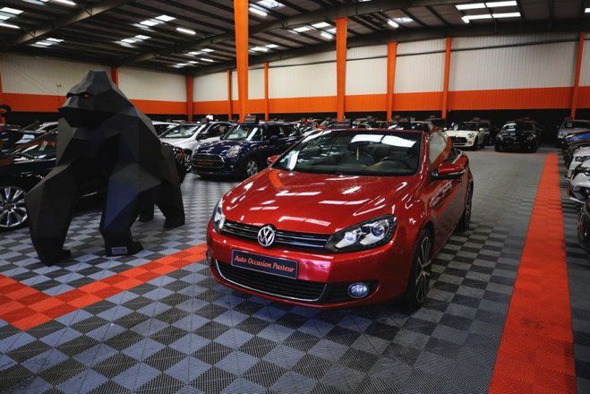 Volkswagen Golf VI CABRIOLET 1.6 TDI 105CH FAP CARAT Rouge de 2012