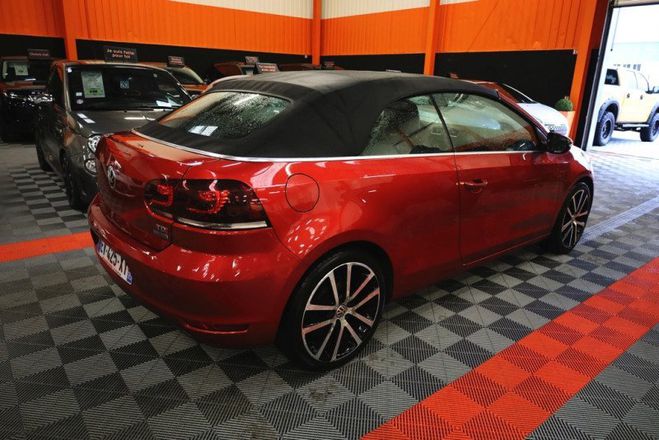 Volkswagen Golf VI CABRIOLET 1.6 TDI 105CH FAP CARAT Rouge de 2012