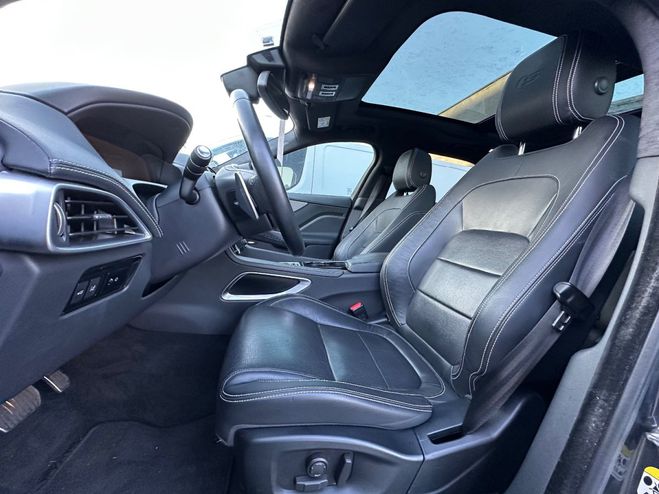 Jaguar F Pace D300 S  de 2017